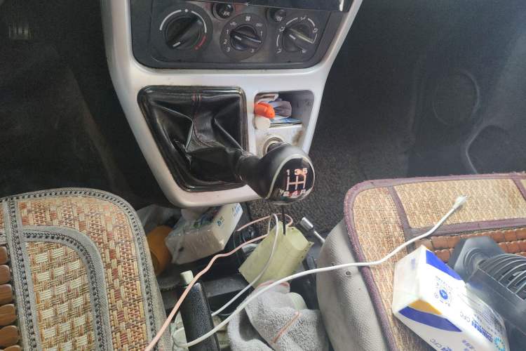 Used Chana Ruixing M90 2018 2.0L Comfort Version Flat-Top Hatchback with 6 Seats Equipped with 4G94S
