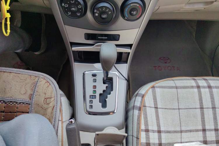 Used Toyota Corolla 2007 1.6L Automatic GL Gear Lever