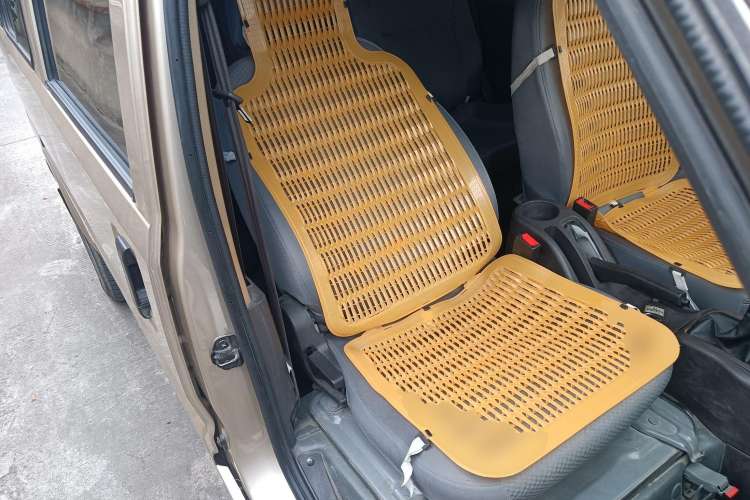 Used Wuling Rongguang 2021 1.5L Extended Standard Version with Air Conditioning – L3C
