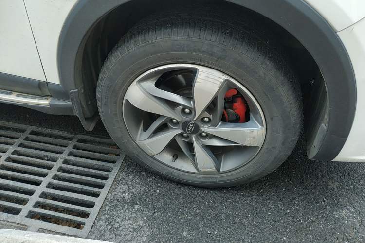 Used JAC Refine S3 2017 1.6L CVT Luxury Smart Model
