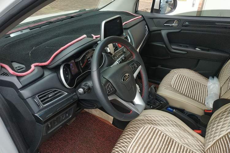 Used JAC Refine S3 2017 1.6L CVT Luxury Smart Model
