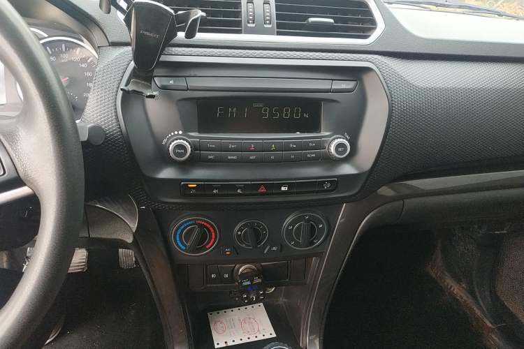 Used Great Wall Wingle 5 2020 2.0T Diesel 4x4 Elite Version Big Double Cab China VI Emission Standard GW4D20M
