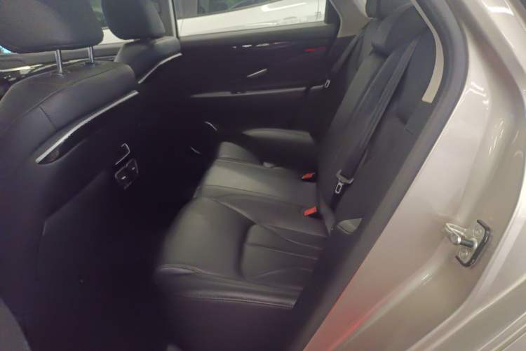 Used Geely Auto Emgrand GT 2015 1.8T Premium Model Left Rear Seat