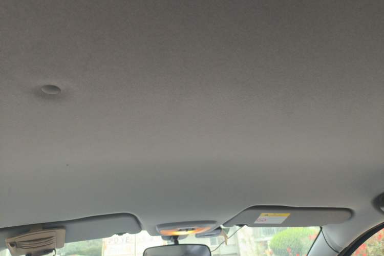 Used Chevrolet Lova RV 2016 1.5L Manual Comfort Edition Headliner