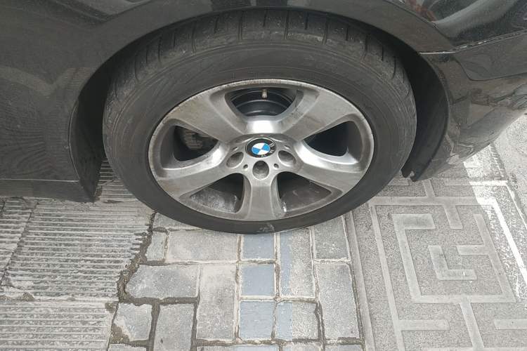 Used BMW 5 Series 2010 520Li Leading Model