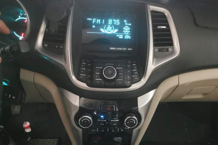 Used CHANGAN Eado 2012 1.6L Manual Luxury Model China IV Standard
