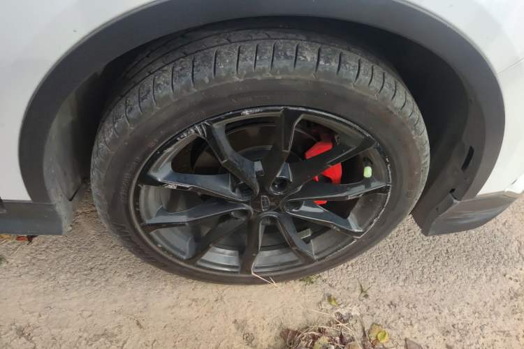 Used Geely Auto Emgrand S 2021 1.4T CVT Luxury Version Right Front Wheel Hub