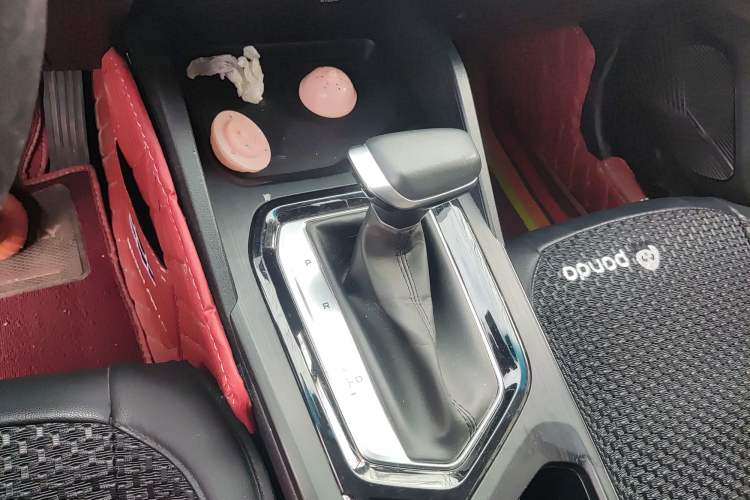 Used Geely Auto Emgrand S 2021 1.4T CVT Luxury Version Gear Lever