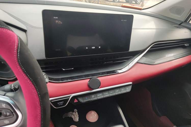 Used Geely Auto Emgrand S 2021 1.4T CVT Luxury Version Audio And AC Panel