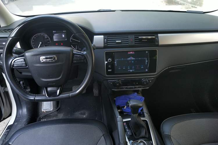 Used Qoros 3 2015 Urban SUV 1.6T Automatic – Dynamic Edition