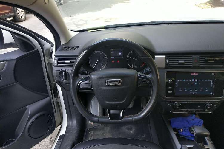 Used Qoros 3 2015 Urban SUV 1.6T Automatic – Dynamic Edition