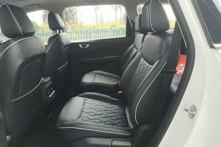 Used Wuling Jiachen 2022 1.5T CVT Deluxe Flagship Edition