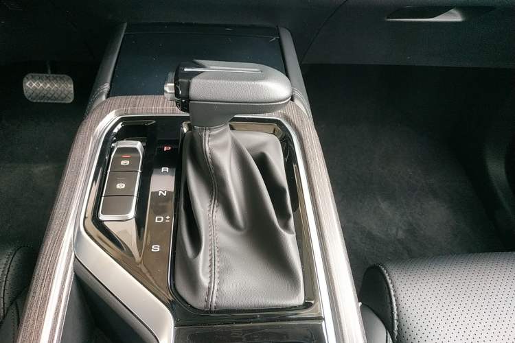 Used Wuling Jiachen 2022 1.5T CVT Deluxe Flagship Edition