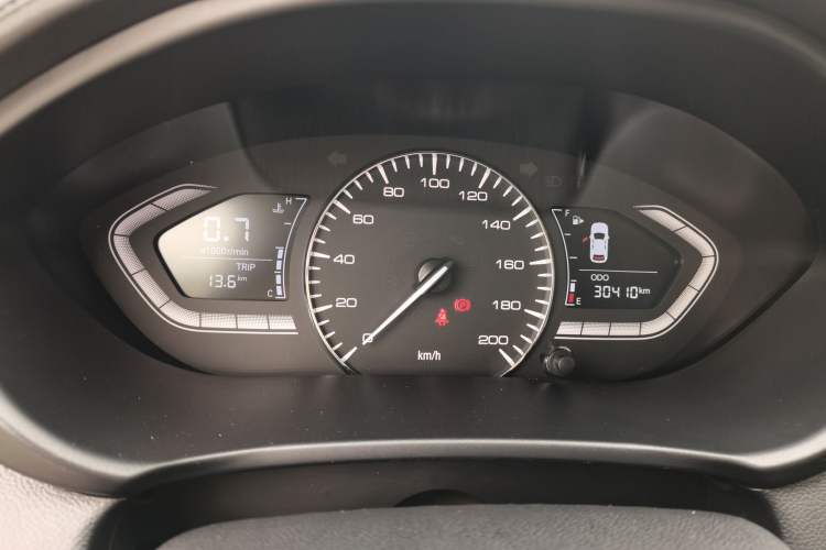 Used Changan Alsvin 2018 1.4L Manual Luxury Model China V Standard
