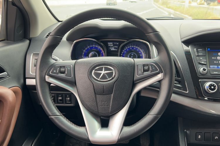 Used JAC Refine S5 2017 1.5T Automatic E-commerce Edition