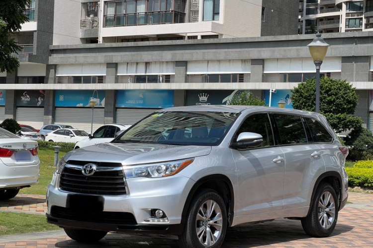 Used Toyota Highlander 2015 2.0T Two-Wheel Drive Elite Edition 7 Seats