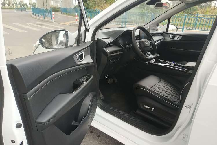 Used Wuling Jiachen 2022 1.5T CVT Deluxe Flagship Edition