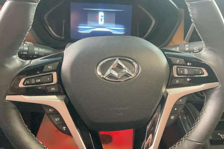 Used SAIC MAXUS D90 2017 2.0T Automatic All-Wheel Drive Polaris
