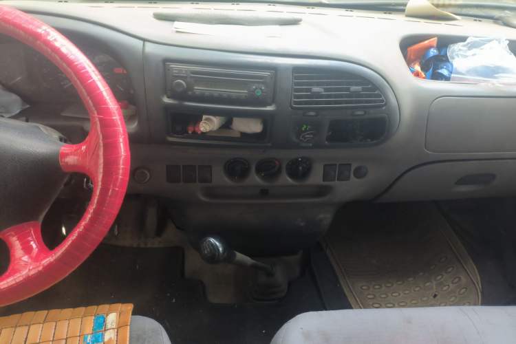 Used Ford Classic Transit 2009 2.8T Diesel Multi-Function Short Wheelbase Mid-Roof JX493ZLQ3