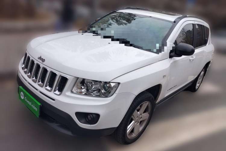 Used Jeep Compass 2011 2.4L four-wheel drive luxury version