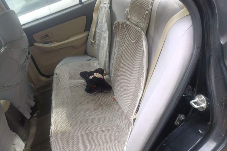 Used Hyundai Elantra 2007 1.6L Manual Comfort Model
