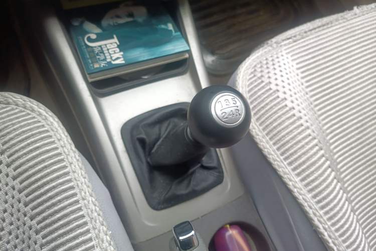 Used Hyundai Elantra 2007 1.6L Manual Comfort Model
