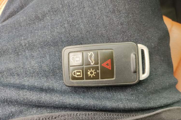 Used Volvo V60 2013 T5 Zhiya Edition
