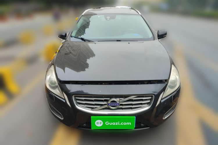 Used Volvo V60 2013 T5 Zhiya Edition
