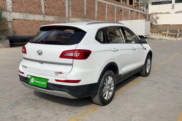 Used HYOSOW S6 2016 1.5T Manual Leading Model
