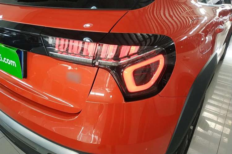 Used Lynk & Co 02 2018 1.5T DCT Two-Wheel Drive Pro Version China V Emission Standard