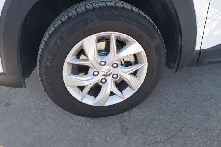 Used Wuling Hongguang S3 2019 1.5L Manual Comfort Model China VI Standard
