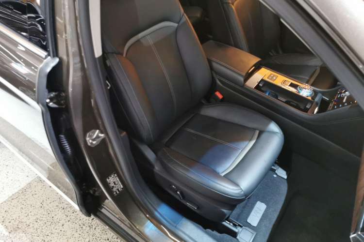 Used Ford Taurus 2015 EcoBoost 325 V6 Flagship Model
