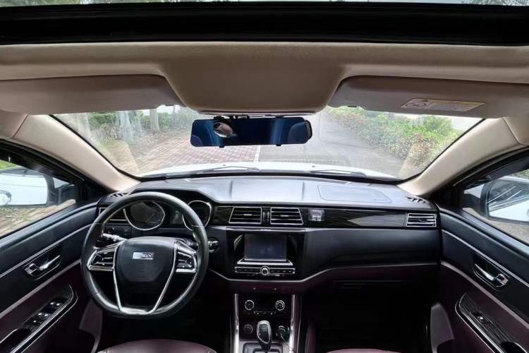 Used Lifan Auto Myway 2016 1.5L Automatic Luxury Model Headliner