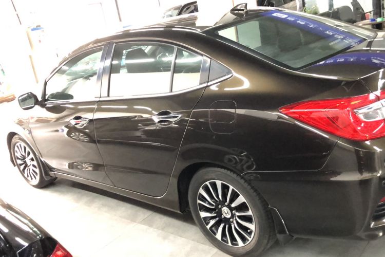 Used Honda Crider 2013 1.8L automatic flagship version
