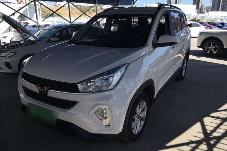 Used Wuling Hongguang S3 2019 1.5L Manual Comfort Model China VI Standard