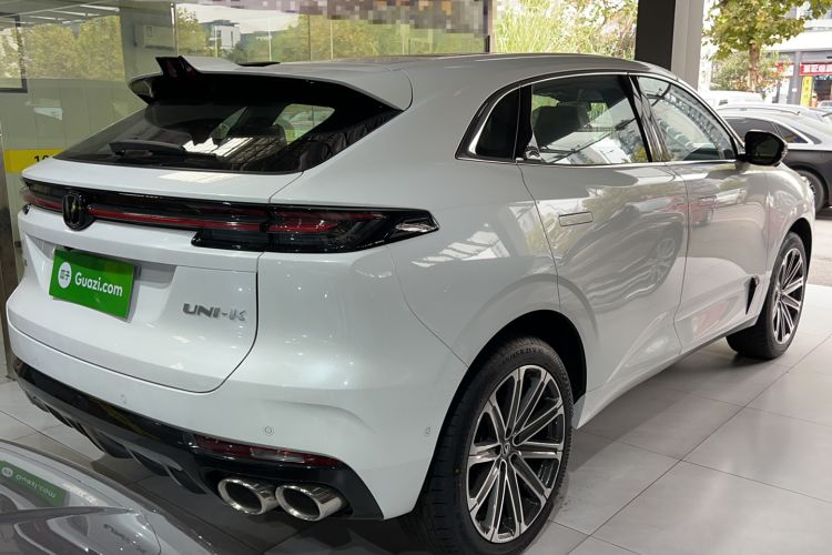 Used Changan UNI-K 2023 2.0T Two-Wheel Drive Yue Ling Trim
