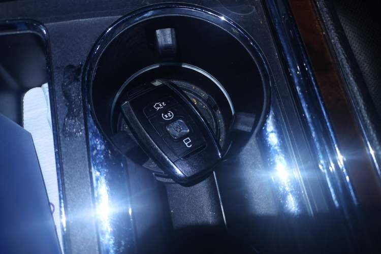 Used Lincoln Continental 2017 2.0T Two-Wheel Drive Prestige Edition
