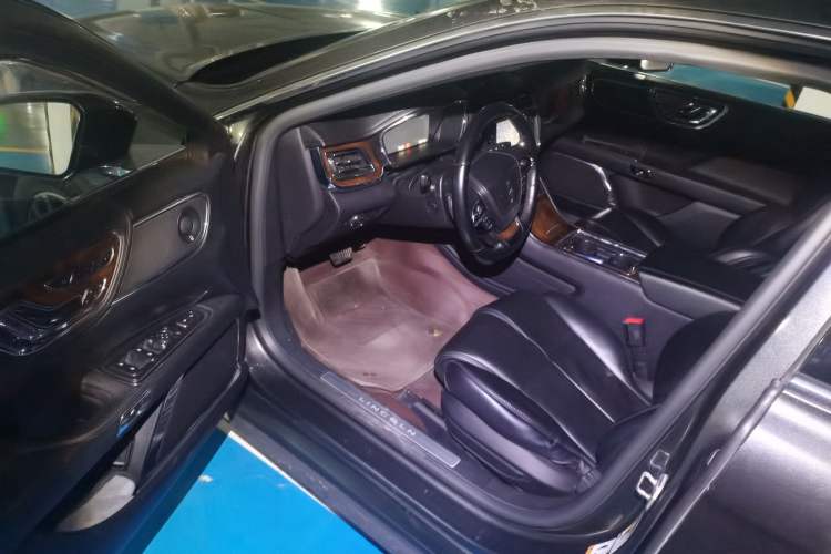 Used Lincoln Continental 2017 2.0T Two-Wheel Drive Prestige Edition
