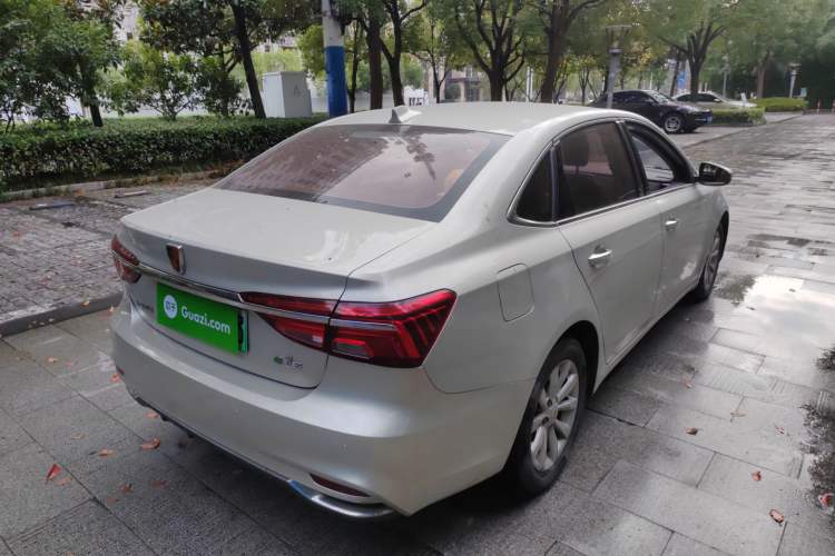 Used Roewe i6 New Energy 2017 45T Hybrid Connect & Smart Enjoyment Edition