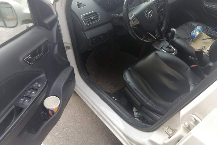 Used JAC iEV 2015 iEV4 Luxury Smart Model