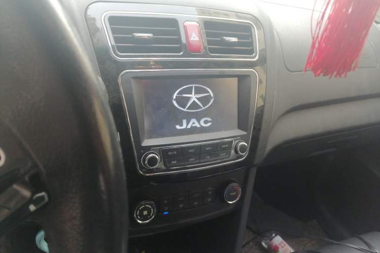 Used JAC iEV 2015 iEV4 Luxury Smart Model