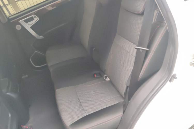 Used Geely Auto GX7 2015 Sports Edition 2.0L Automatic Luxury Model