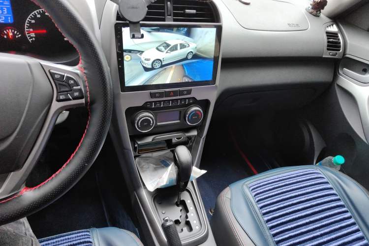 Used Chery Tiggo 3 2015 1.6L CVT ZhiShang Sport Edition
