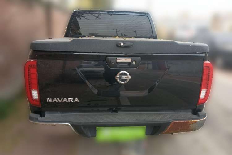 Used Nissan Navara 2017 2.5L Automatic 4x4 Luxury Edition QR25
