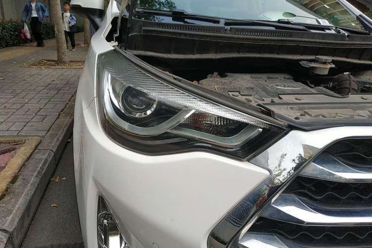 Used JAC Refine S3 2017 1.6L CVT Luxury Smart Model
