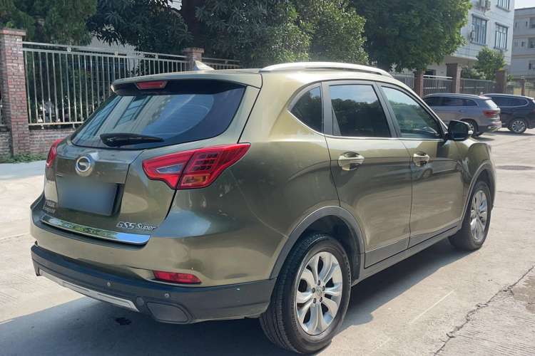Used GAC Trumpchi GS5 Super 2015 2.0L Automatic Two-Wheel Drive Elite Edition Exterior 3
