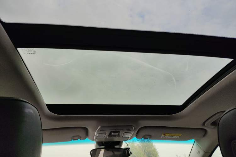 Used Geely Auto Emgrand GT New Energy 2020 1.5T PHEV Yaoxiang Edition Headliner