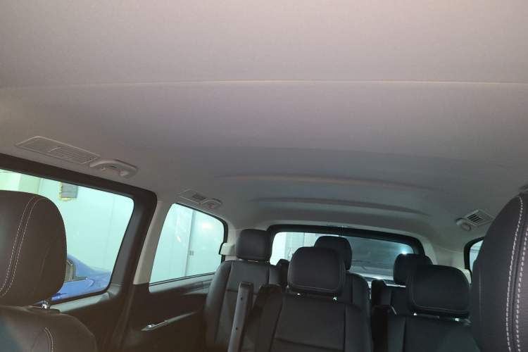 Used Mercedes-Benz Vito 2020 2.0T Elite Version 7 Seats
