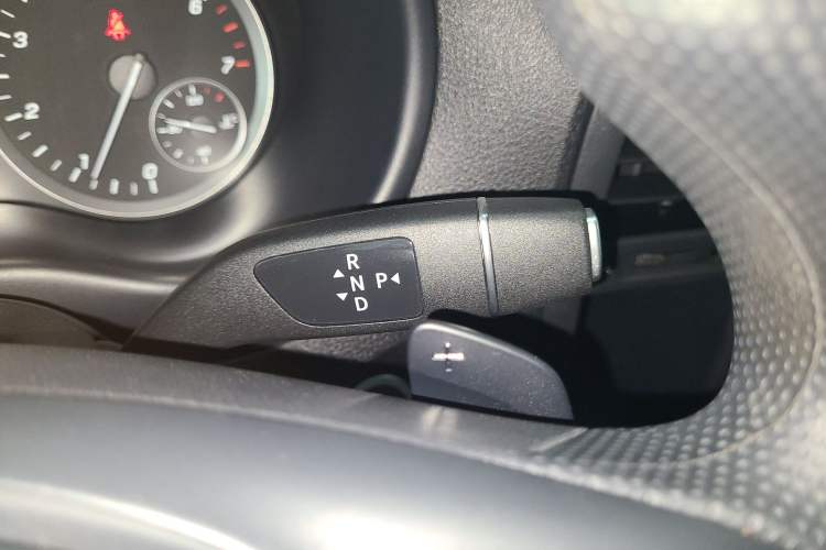 Used Mercedes-Benz Vito 2020 2.0T Elite Version 7 Seats
