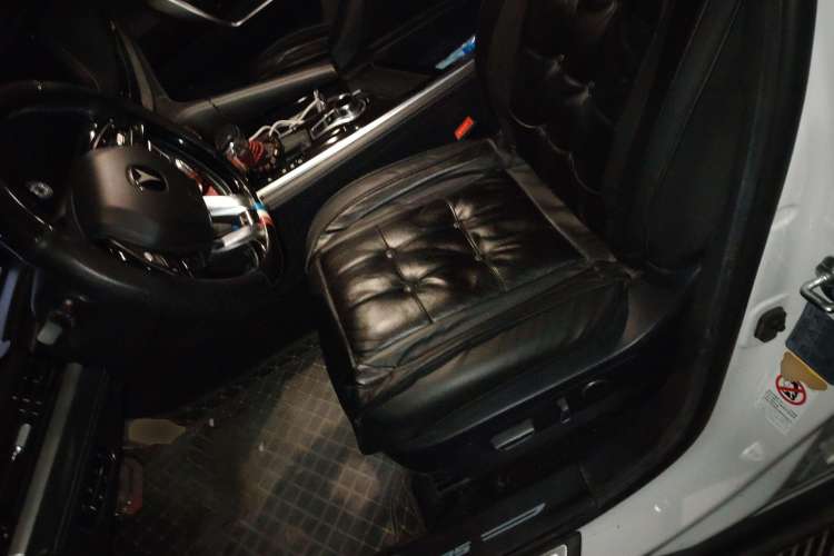 Used CHANGAN CS95 2019 2.0T Two-Wheel-Drive Luxury Version